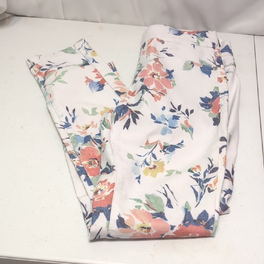 Tribal Jeans Audrey White Floral Women's Jeggings Size 2